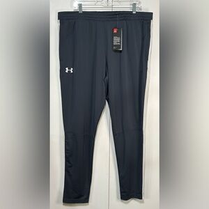 Under Armour Men’s XXL Gray Athletic Performance Tapered Leg Casual Pants NWT